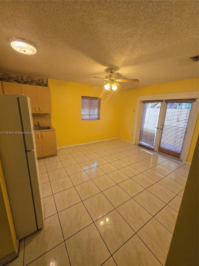 Foto del edificio - 12340 SW 41st St