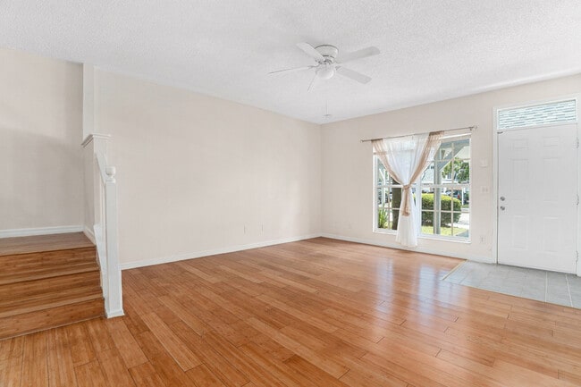 Building Photo - 296 Winchester Way
