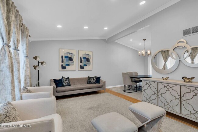 Foto del edificio - 56 Grace Dr