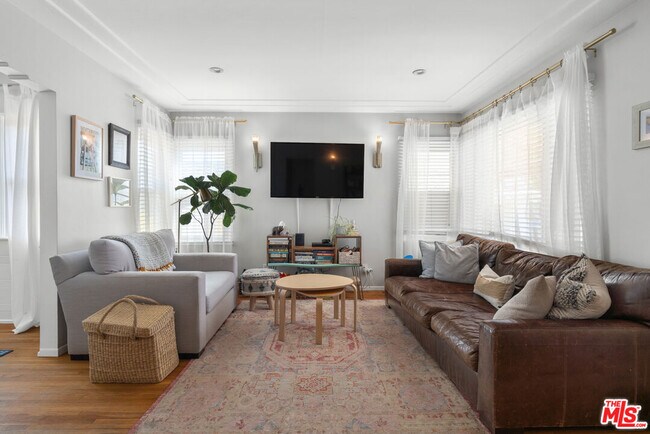 Building Photo - 4240 McConnell Blvd