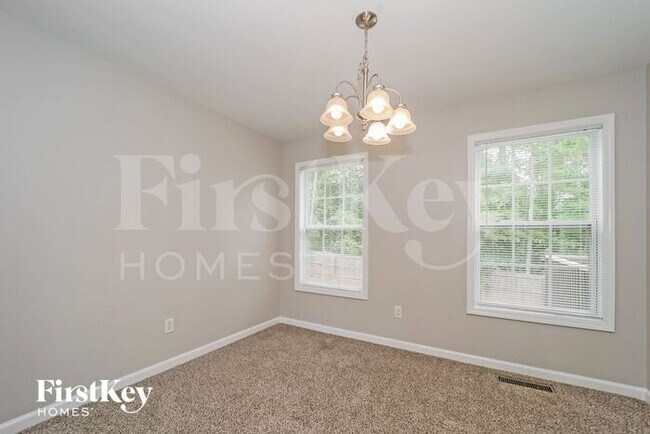 Foto del edificio - 8018 Bradshaw Ct