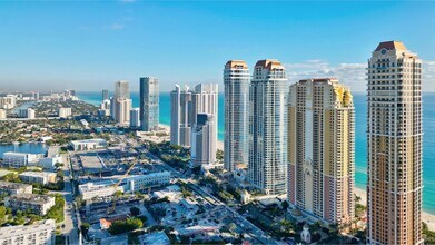 Building Photo - 17901 Collins Ave