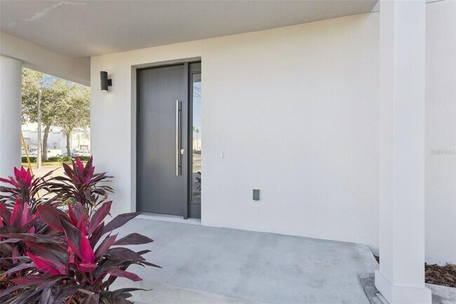 Foto del edificio - 544 N Bumby Ave