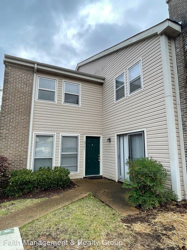 2 br, 1.5 bath House 6721 Majestic Oak P... House Rental in Memphis