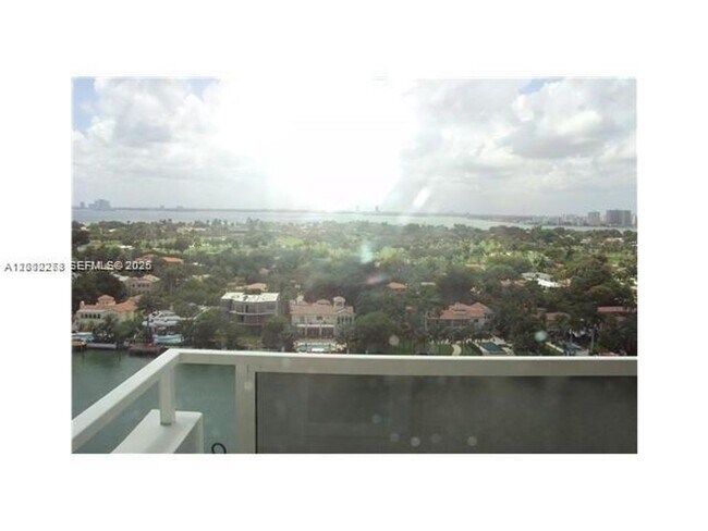 Building Photo - 5700 Collins Ave