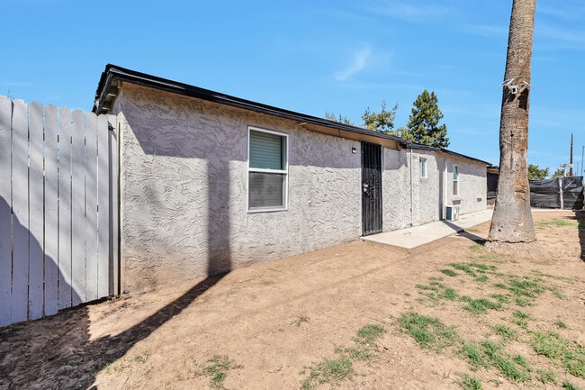 Foto del edificio - 3901 W Hadley St