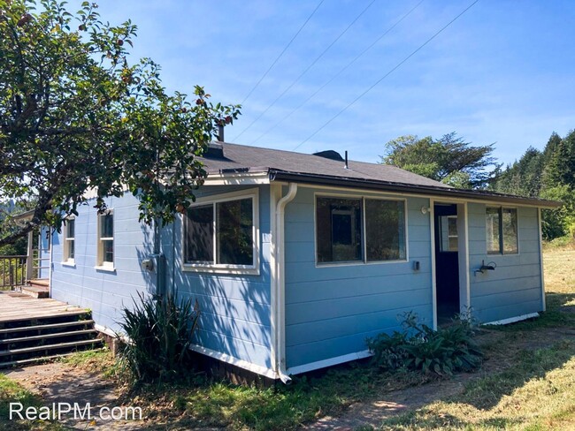 Building Photo - 4 br, 2 bath House - 193 Dana Lane