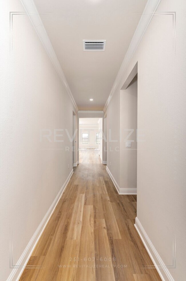 Foto del edificio - Brand-New 5BR Fairhope Home on Corner Lot with Garage