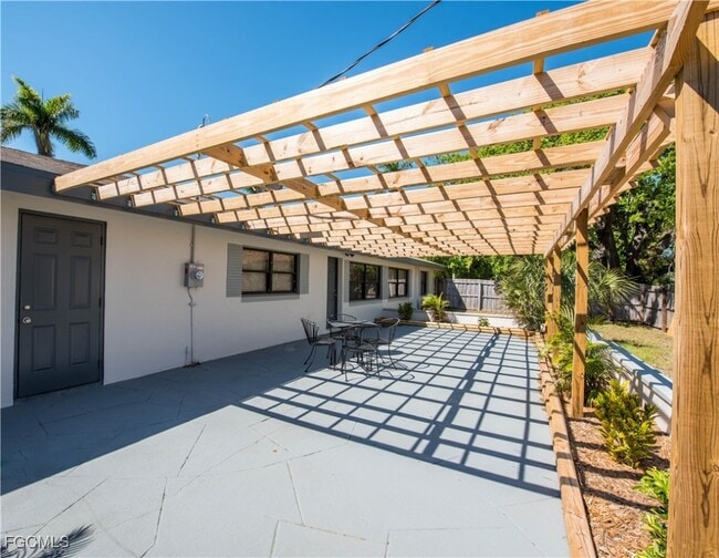 Building Photo - 1411 San Juan Ave