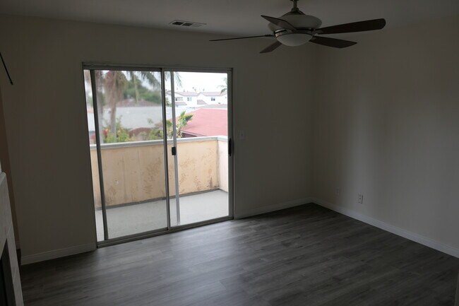 Building Photo - 13917 McClure Ave