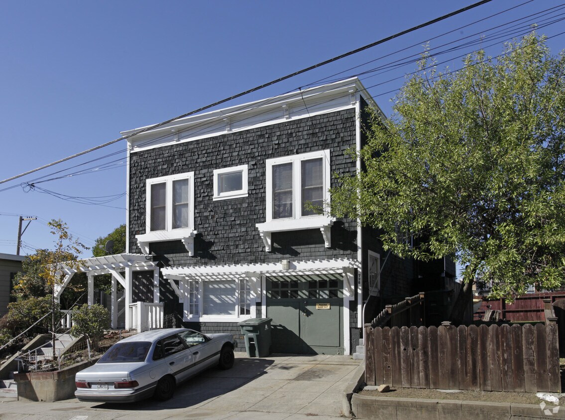 Primary Photo - 723-725 Santa Clara St