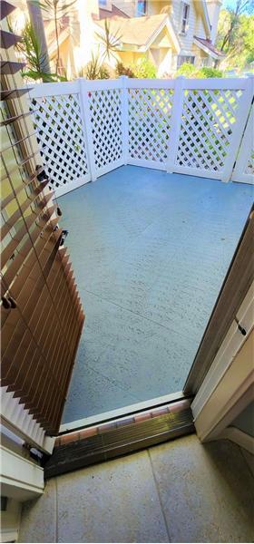 Building Photo - 8108 Oakton Ct