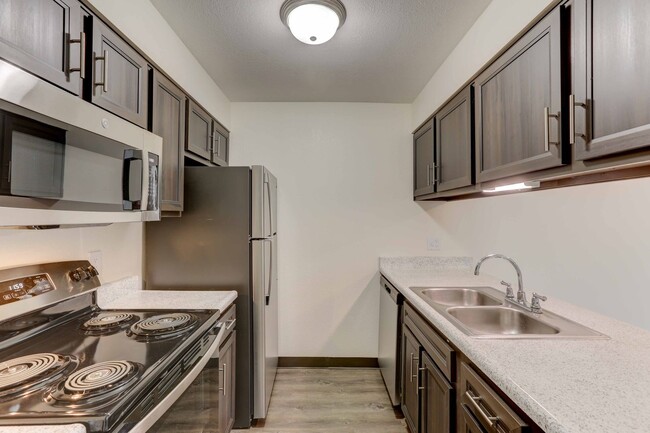 Interior Photo - Americana Lakewood Apartments