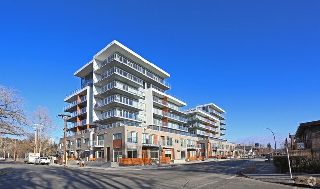 Photo du bâtiment - Ezra On Riley Park