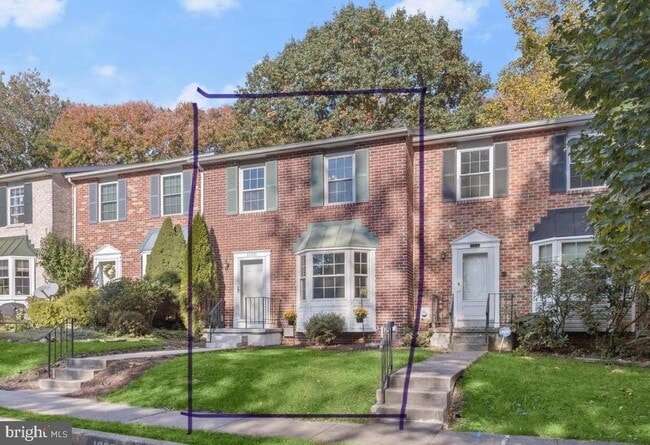 Building Photo - 1028 Ellicott Dr