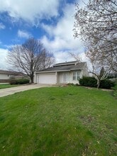 Building Photo - 121 Malvern Dr