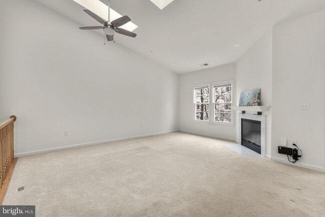 Foto del edificio - 14225 Jib St