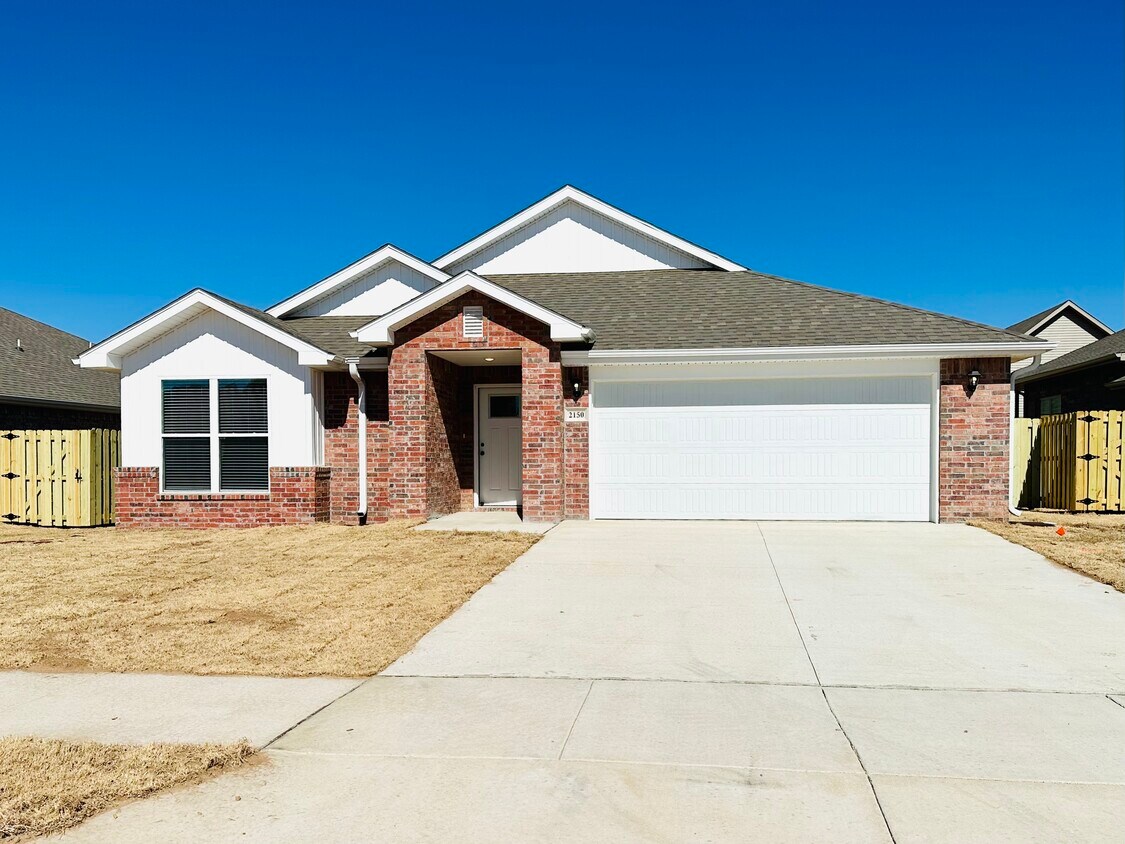 Foto principal - 2150 Tallgrass Ter