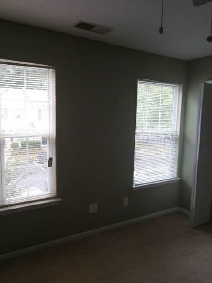 Building Photo - 1815 Devon Dr SW