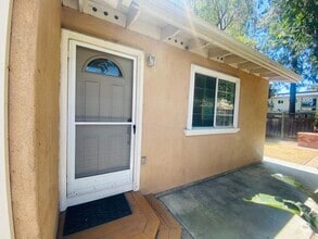 Building Photo - 5 Scharff Ave