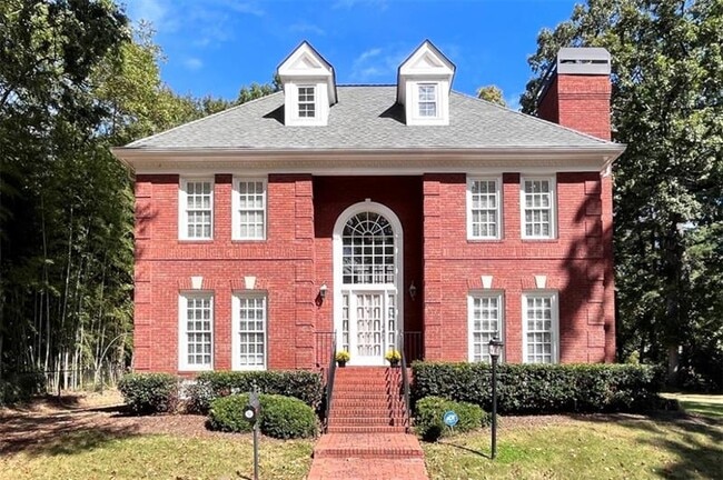 Building Photo - 1150 Goodwin Pl NE