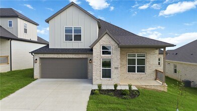 Building Photo - 920 Trestle Ln