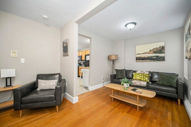 Foto del edificio - 370 Hanover St