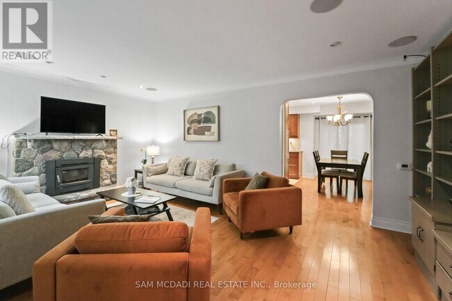 Building Photo - 64 Wanita Rd