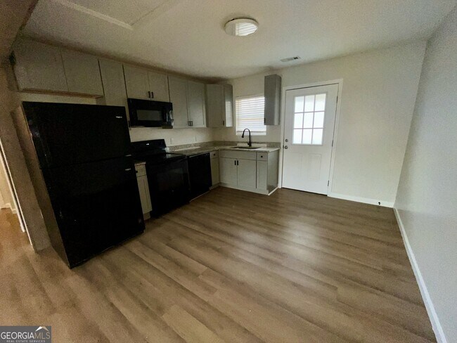 Foto del edificio - 405 Tallapoosa St