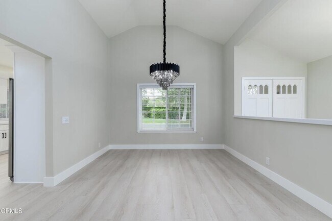 Foto del edificio - 1125 Stoneybrook Ln