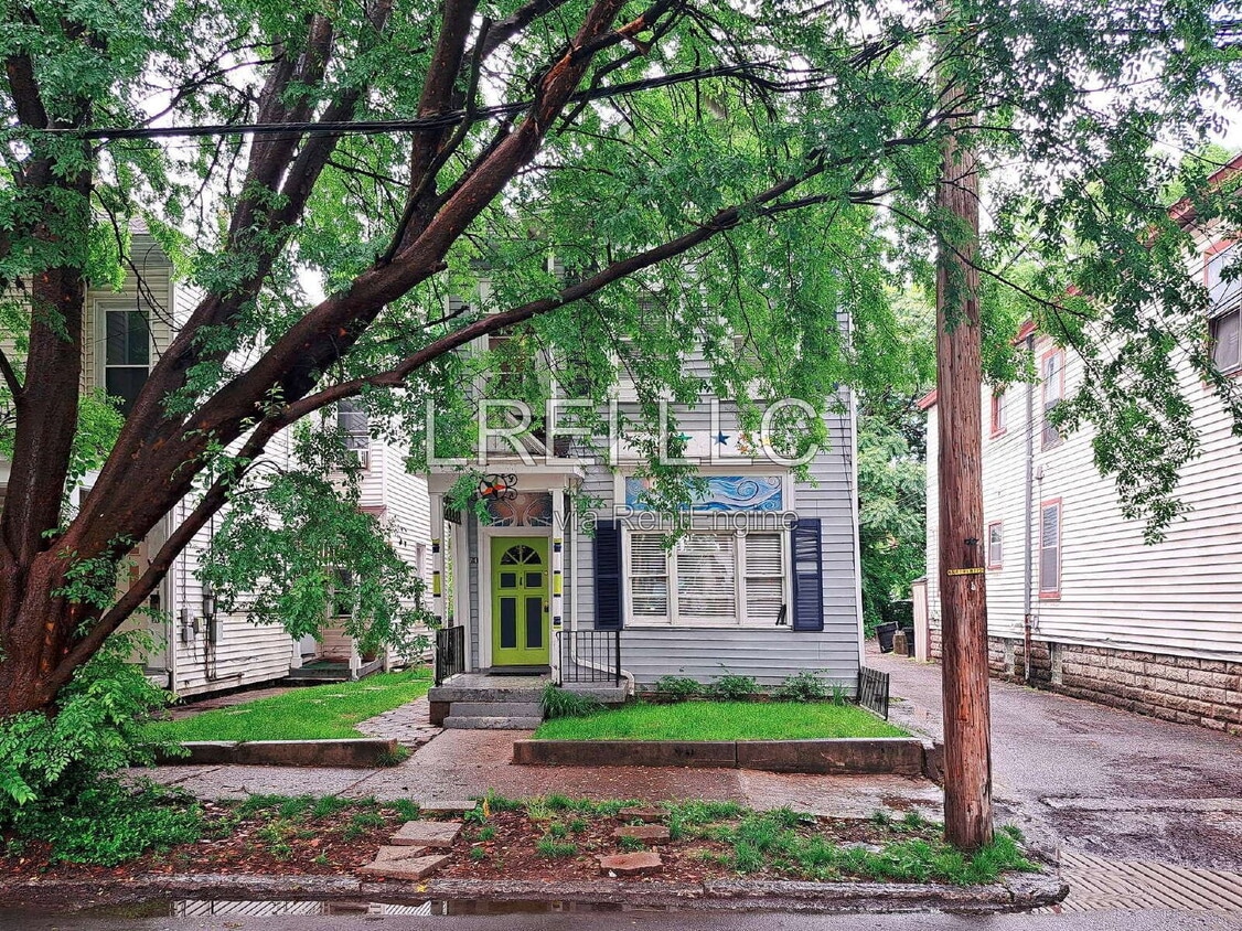 Photo - 710 Rubel Avenue