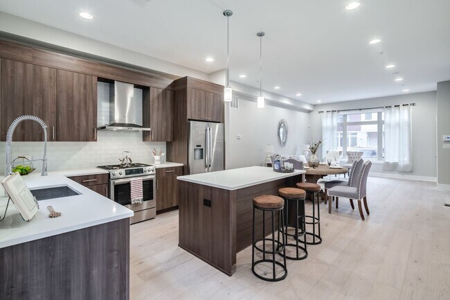 Foto del edificio - Northern Liberties Townhome with Parking