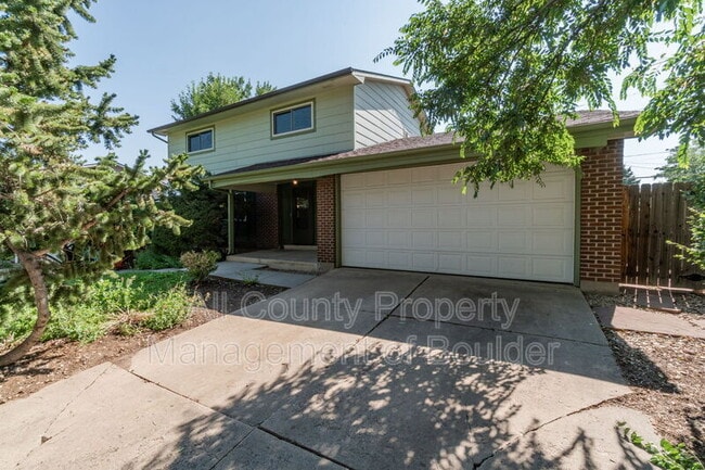 Building Photo - 1530 Ithaca Dr