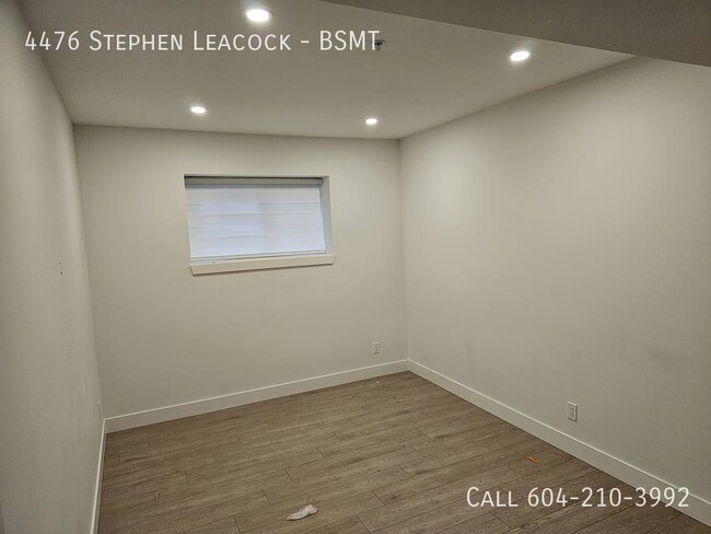 Building Photo - Suite in Auguston!