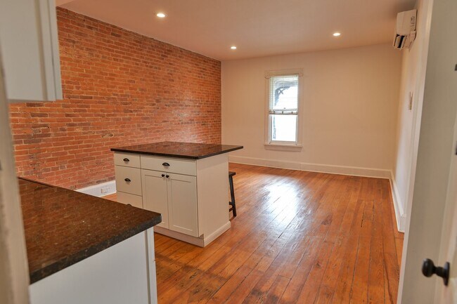 Foto del edificio - 803 N 2nd St