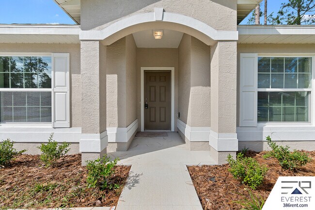 Building Photo - 23 Ryding Ln