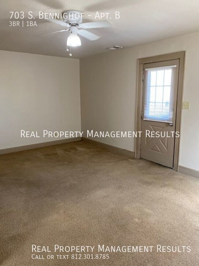 Foto del edificio - 3 Bedroom, 1 Bath Duplex Near University o...