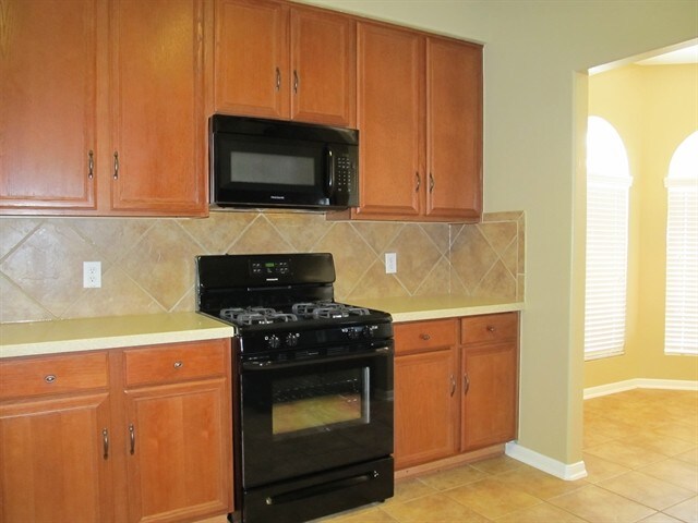 Foto del edificio - 2423 Lofty Falls Ct