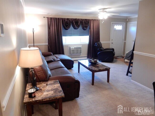 Foto del edificio - 1022 Cricket Ln