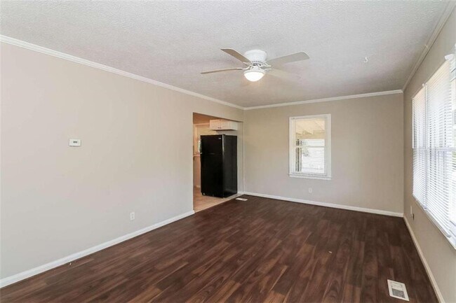 Building Photo - 3535 S Cobb Dr SE