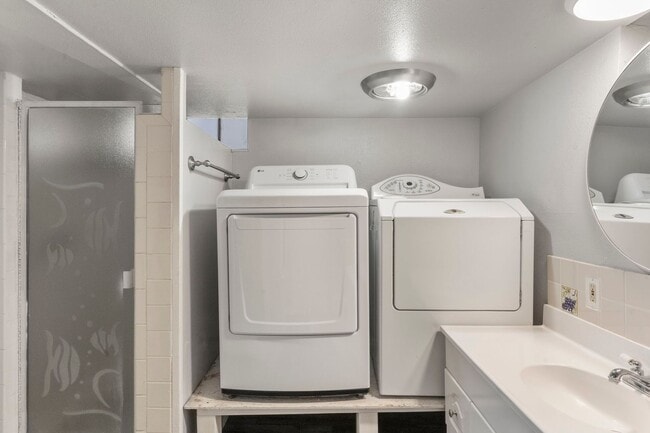 Photo - 2255 S Gilpin St House