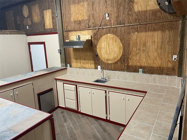 Building Photo - 544 Marlin Dr