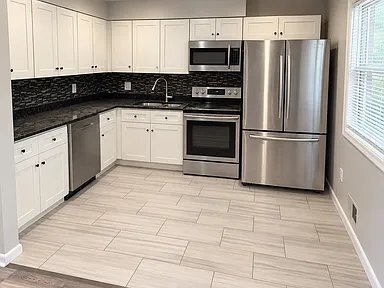 Foto del edificio - 7309 Allentown Rd