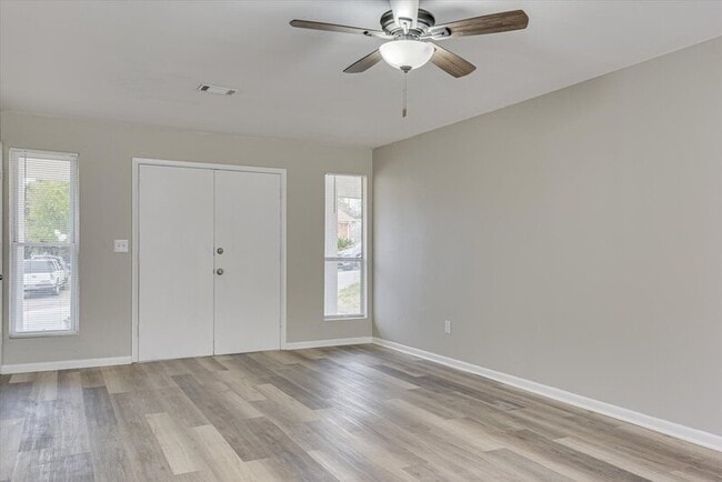 Building Photo - 2812 Glenn Hills Cir