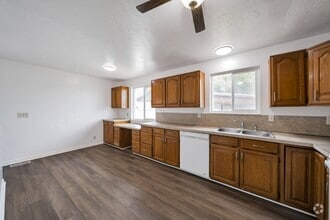 Building Photo - 4144 Bannock Dr