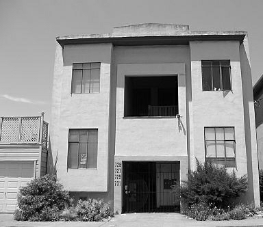 Primary Photo - 725-731 Henry St