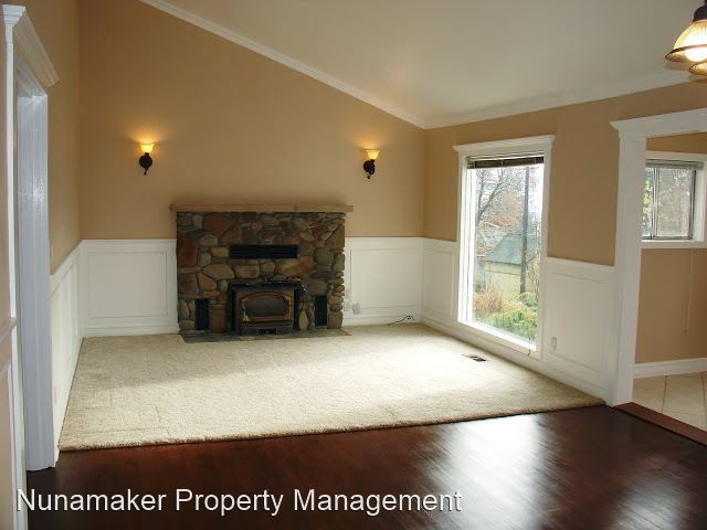 Foto del edificio - 2 br, 2 bath House - 140 SE Oak Street