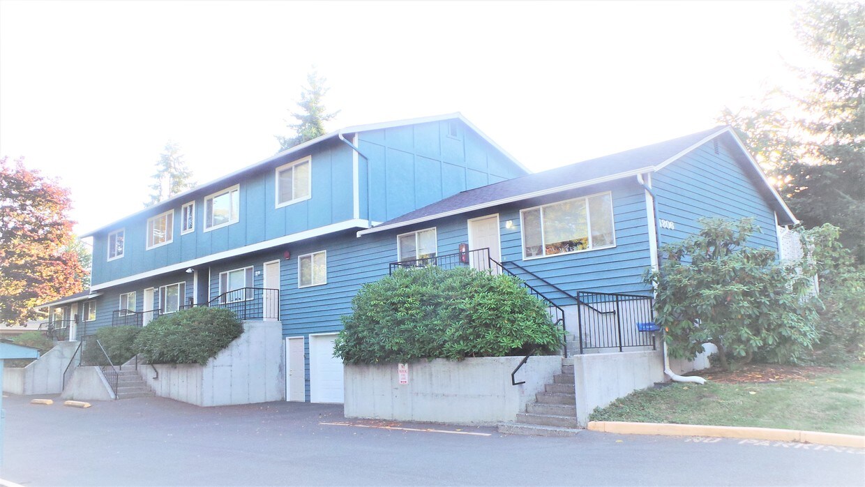 4806 212th St SW, Mountlake Terrace, WA 98043 Apartments in Mountlake