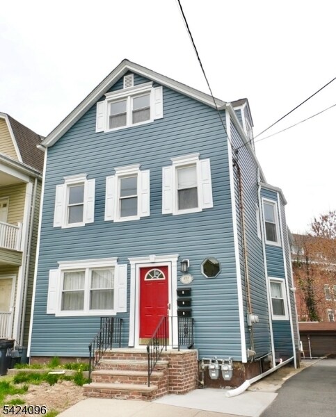 111 Willow St