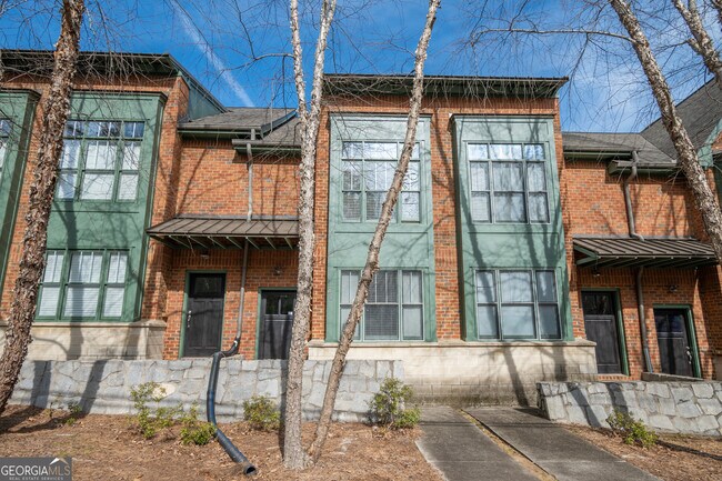 Foto del edificio - 1500 Timothy Rd